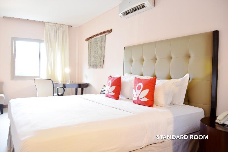 W Home Cikatomas Jakarta Kültér fotó